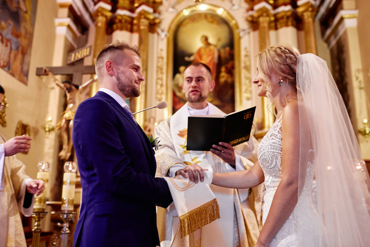 ślub w Świątnikach Górnych