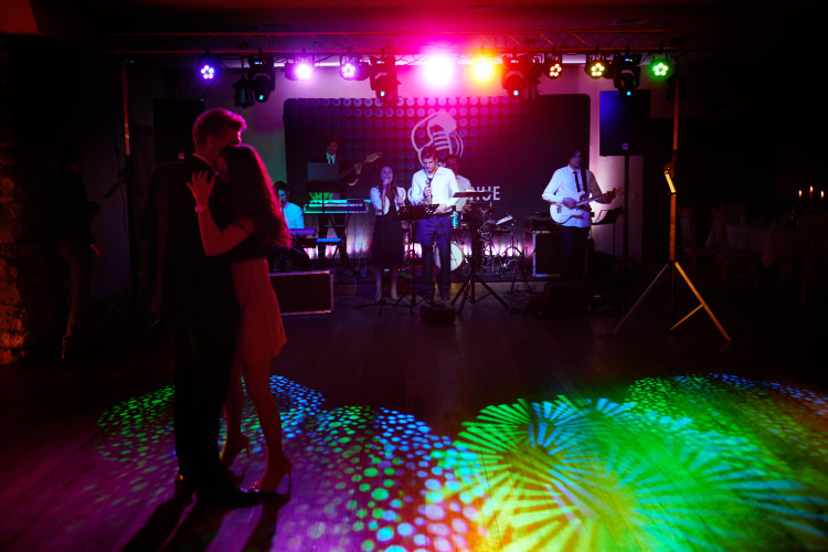zespołu Groove Avenue